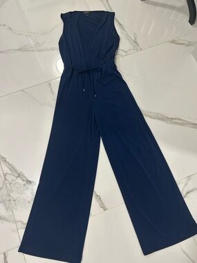 Spense Sleeveless Navy Wide-Leg Jumpsuit Rom with Drawstring Waist V-Neck Size 4